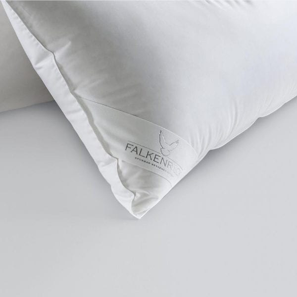 Falkenreck Pillow Corner Label